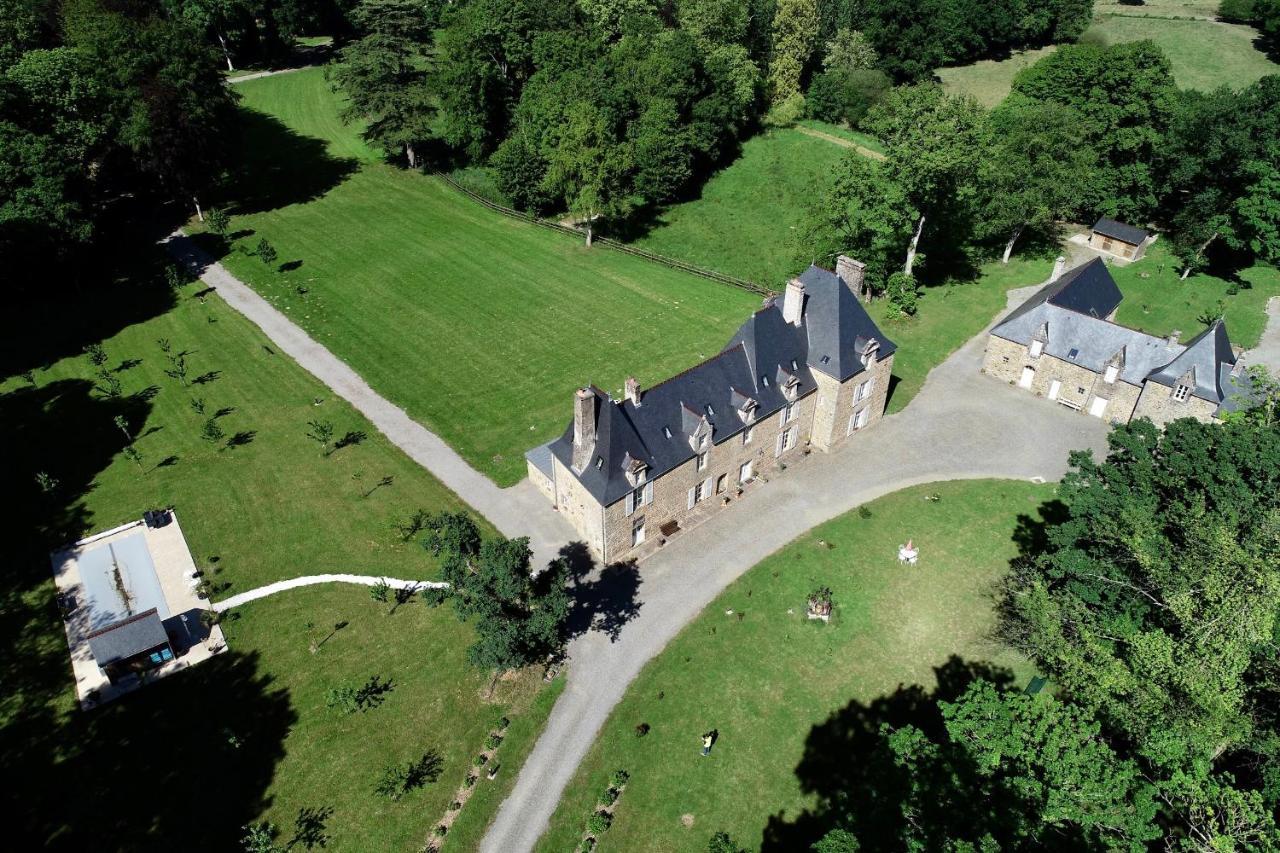 Chambres D'Hotes Chateau De La Croix Chemin Saint-Leger-des-Pres Bagian luar foto
