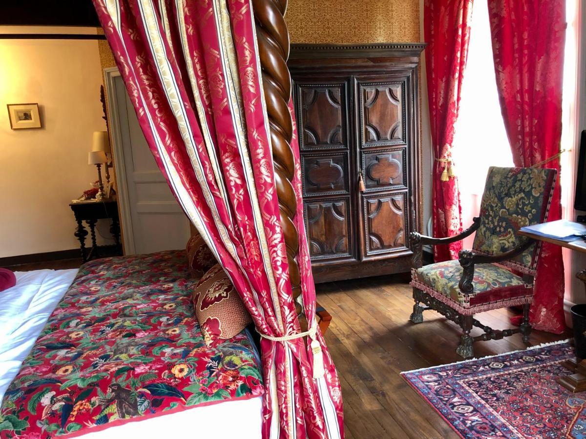 Chambres D'Hotes Chateau De La Croix Chemin Saint-Leger-des-Pres Bagian luar foto