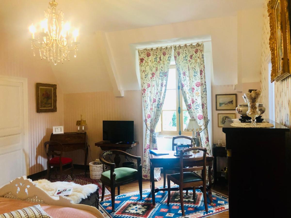 Chambres D'Hotes Chateau De La Croix Chemin Saint-Leger-des-Pres Bagian luar foto