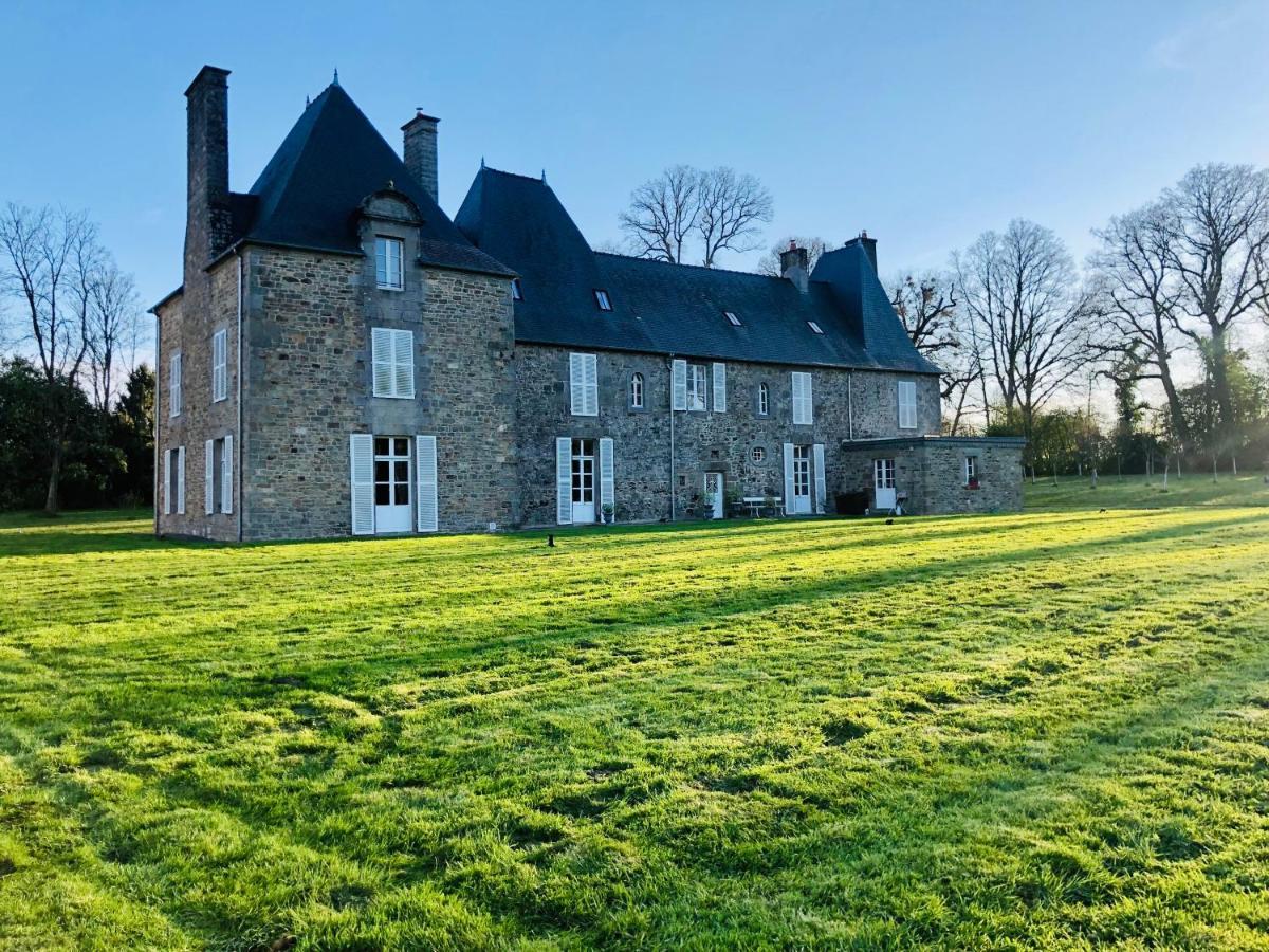 Chambres D'Hotes Chateau De La Croix Chemin Saint-Leger-des-Pres Bagian luar foto