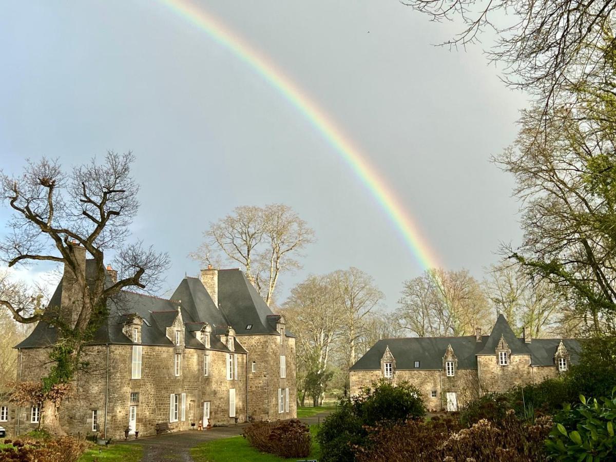 Chambres D'Hotes Chateau De La Croix Chemin Saint-Leger-des-Pres Bagian luar foto